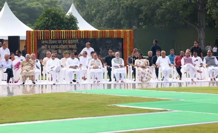 President Murmu, PM Modi Lead Tributes to Atal Bihari Vajpayee on Death Anniversary