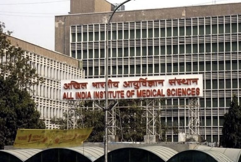 AIIMS Doctors Call Off Strike Following Supreme Court Intervention